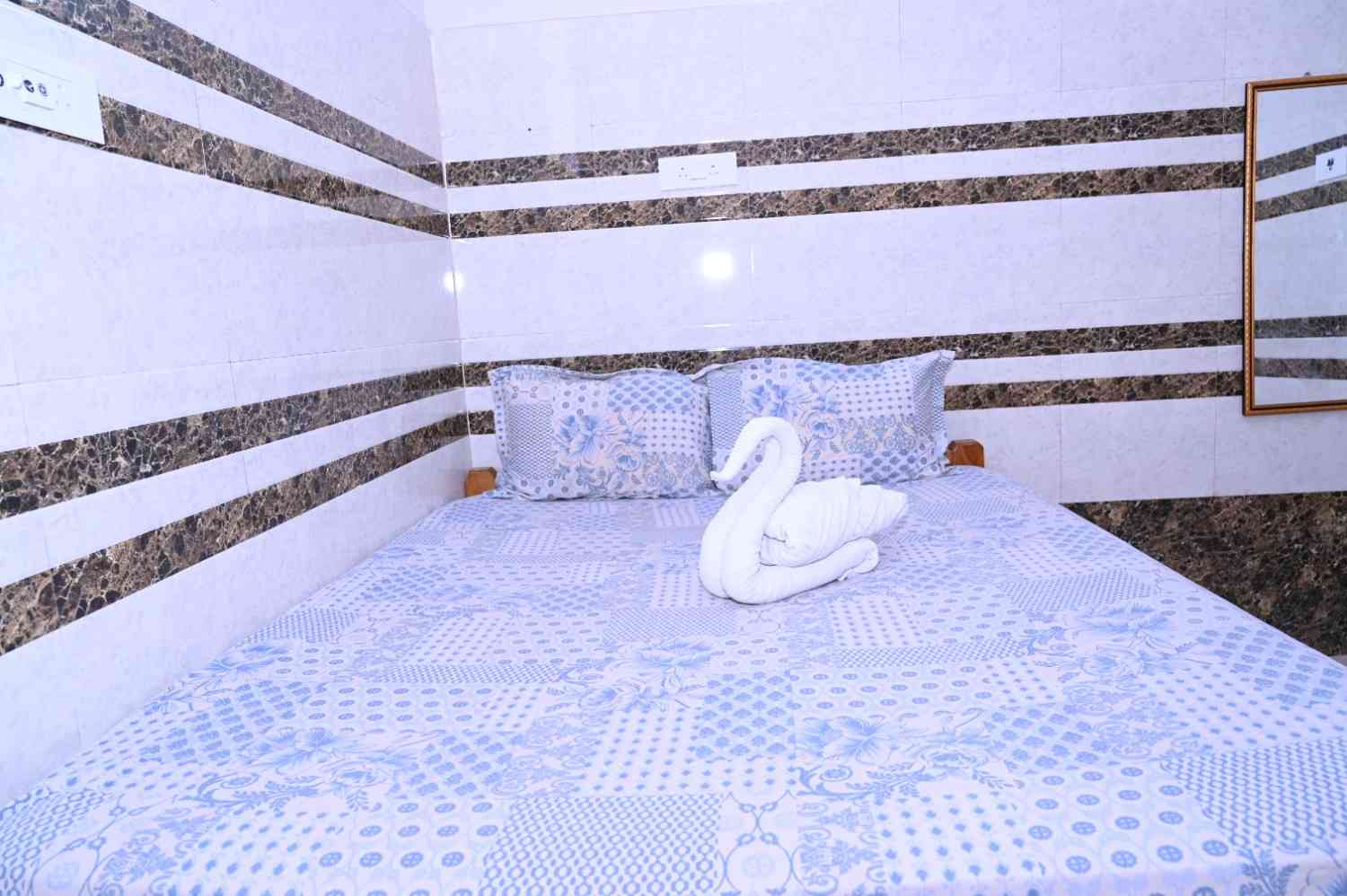 Suite AC Room